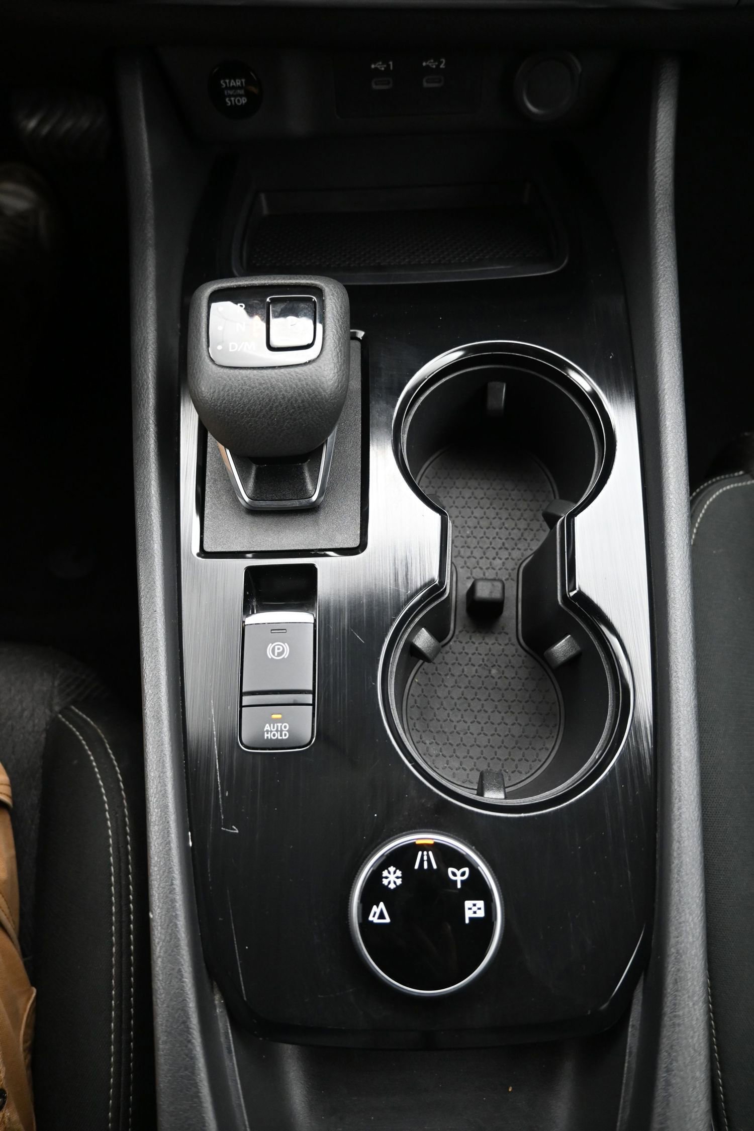 Used 2024 Nissan Rogue SV image 18