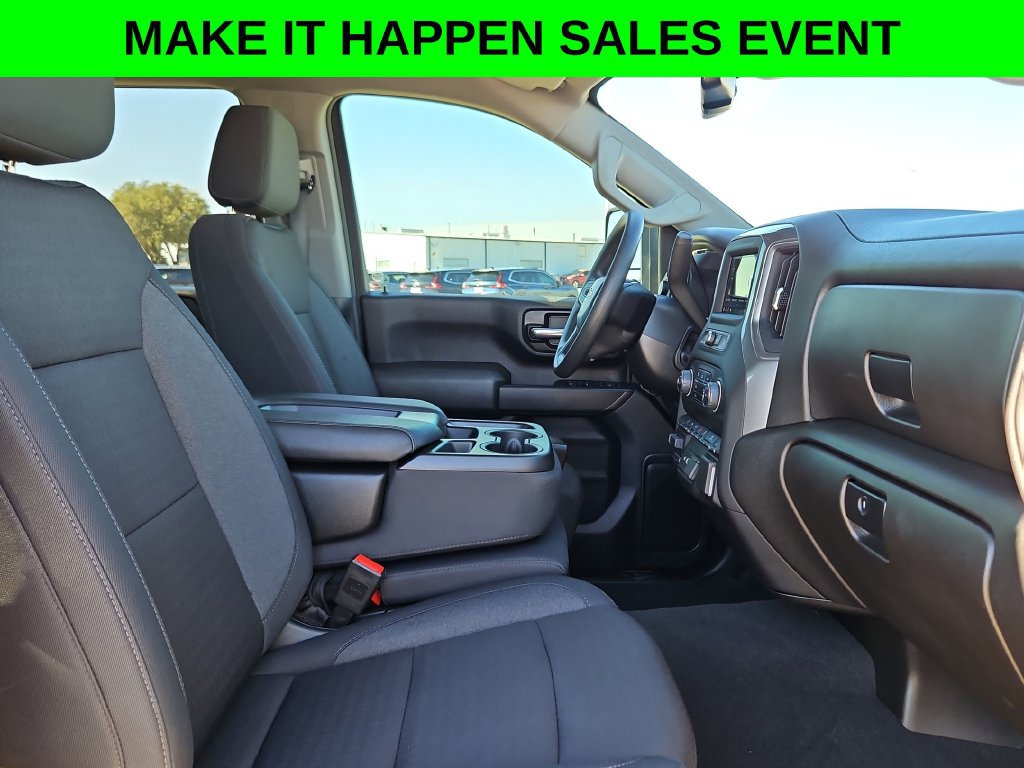 Used 2025 Chevrolet Silverado 2500 Custom w/ Custom Value Package AWD/4WD image 26