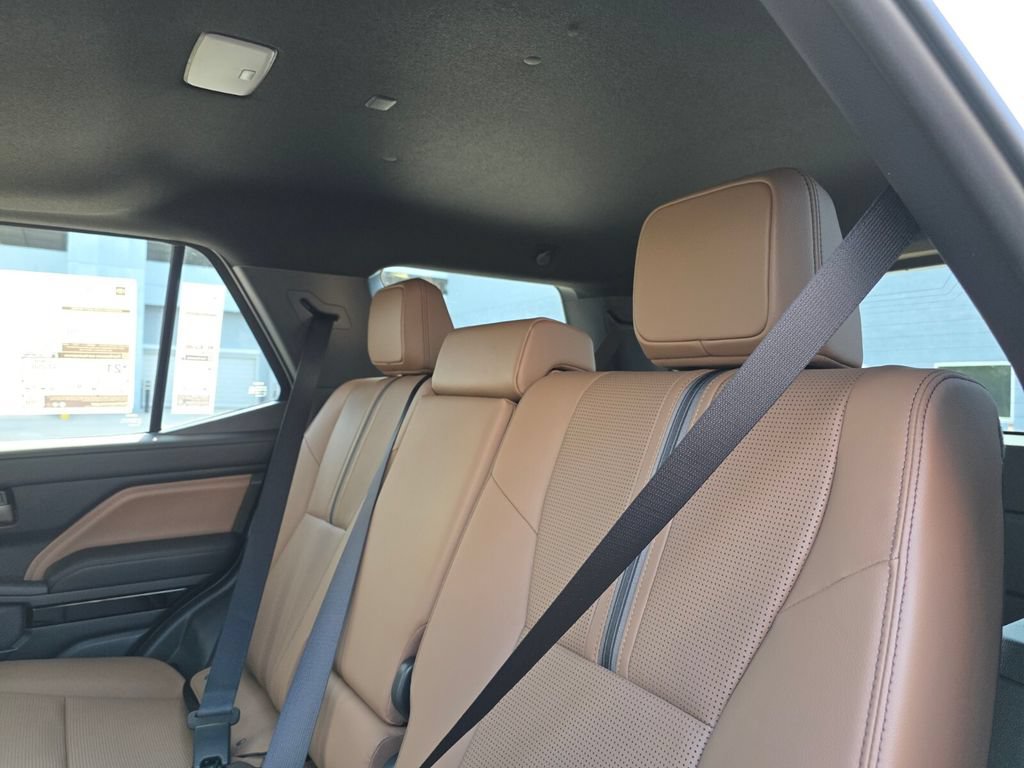 New 2026 Toyota 4Runner Limited AWD/4WD image 20