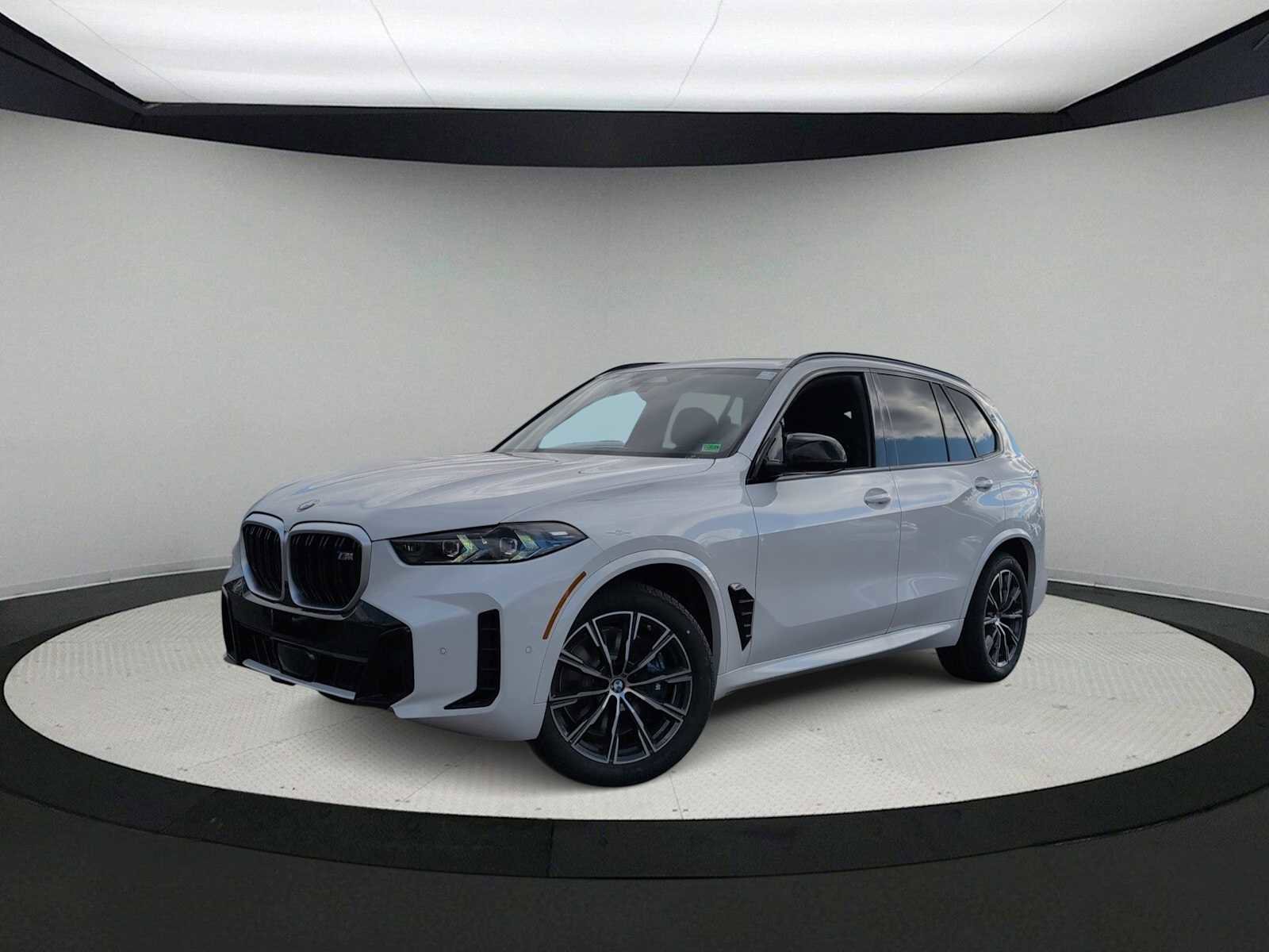 New 2026 BMW X5 M60i w/ Climate Comfort Package image 1