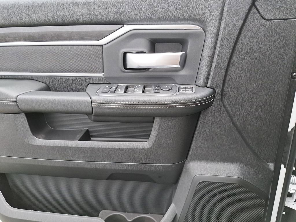 New 2024 RAM 2500 Big Horn w/ Heated Seats & Wheel Group image 27