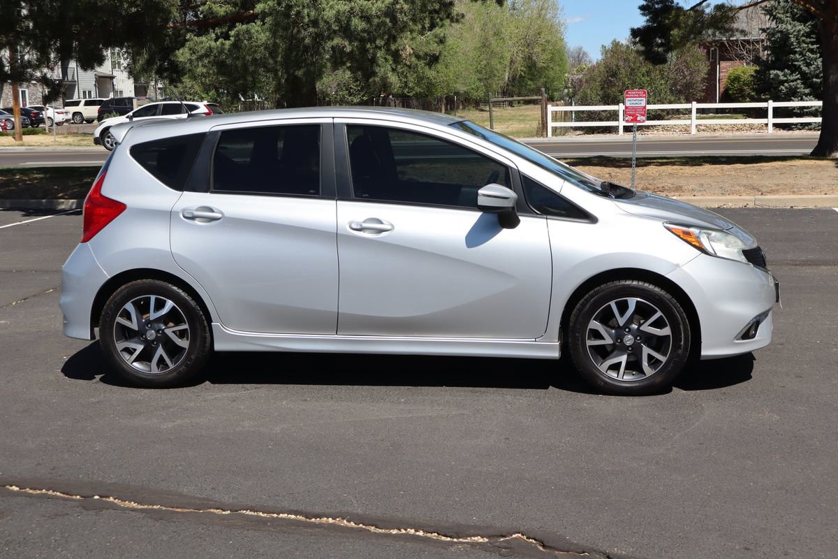 Used 2015 Nissan Versa Note SR w/ SR Convenience Package FWD image 3