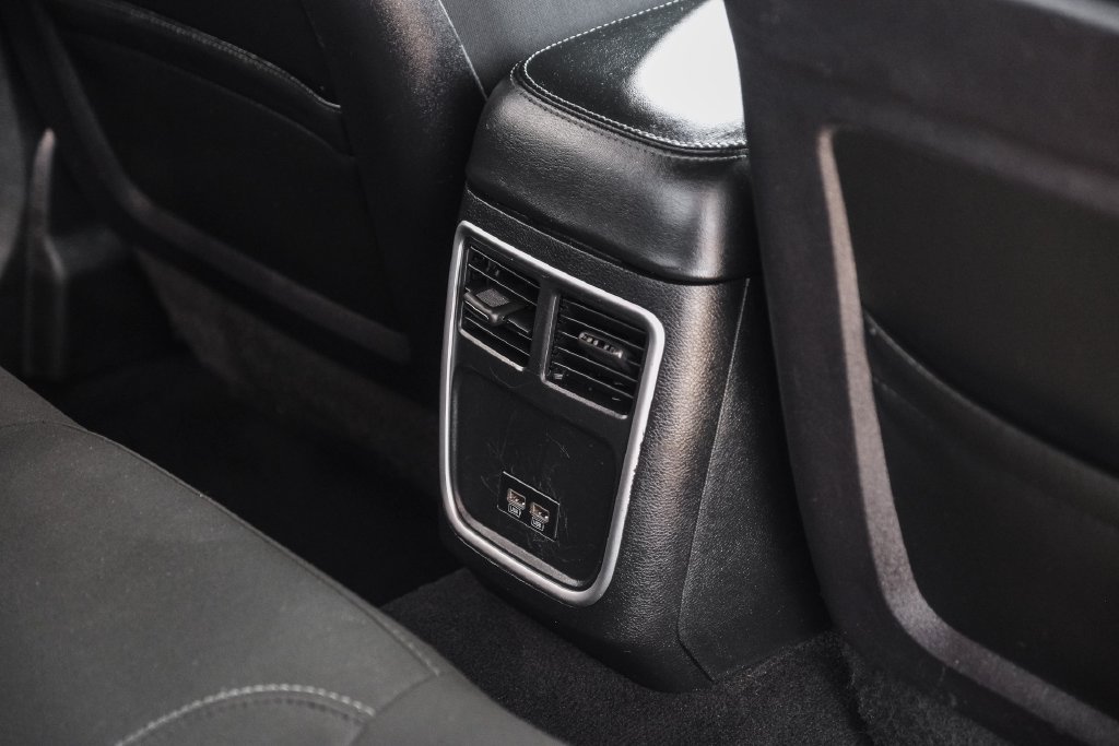 Used 2020 Dodge Charger R/T RWD image 38