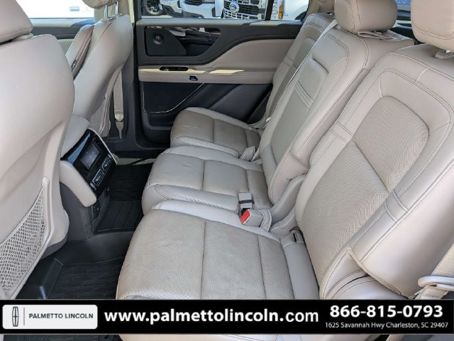 Certified 2022 Lincoln Aviator Reserve RWD image 15