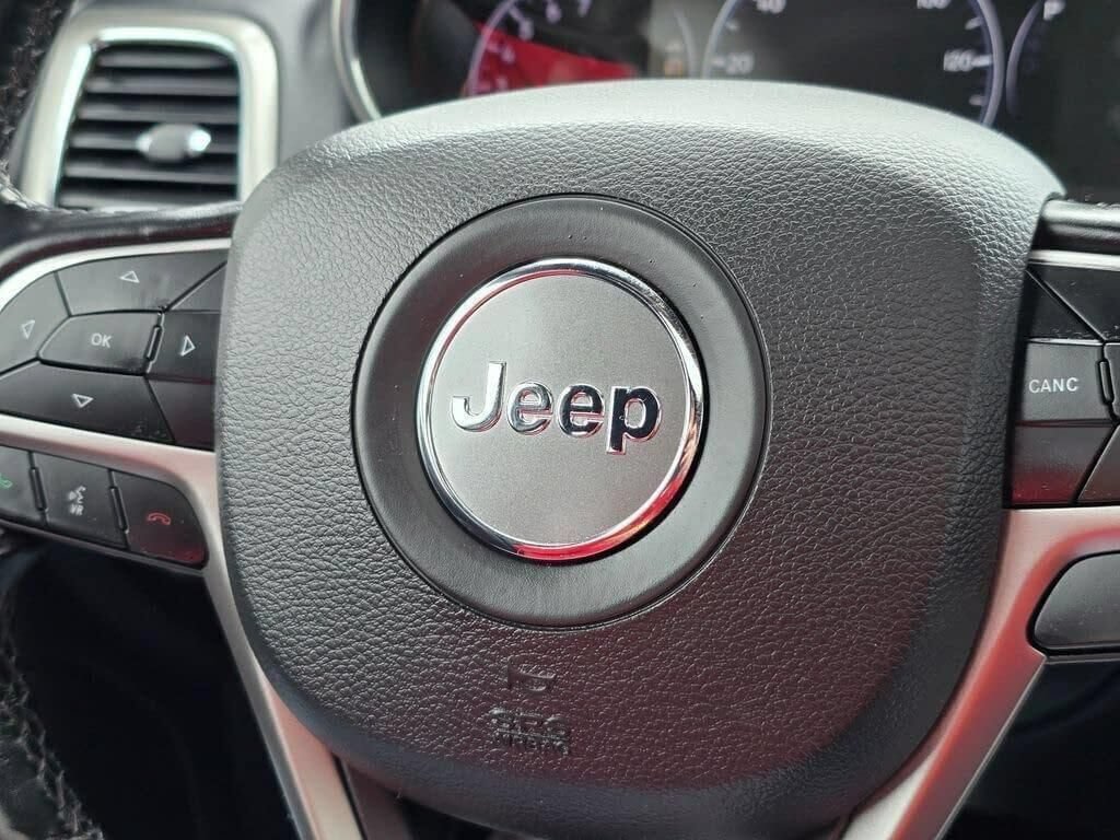 Used 2021 Jeep Grand Cherokee Limited AWD/4WD image 18