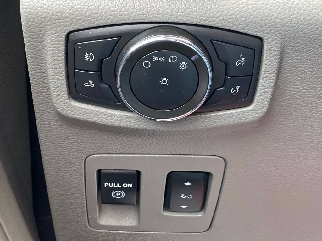 Used 2020 Ford F150 XLT w/ Equipment Group 302A Luxury AWD/4WD image 27