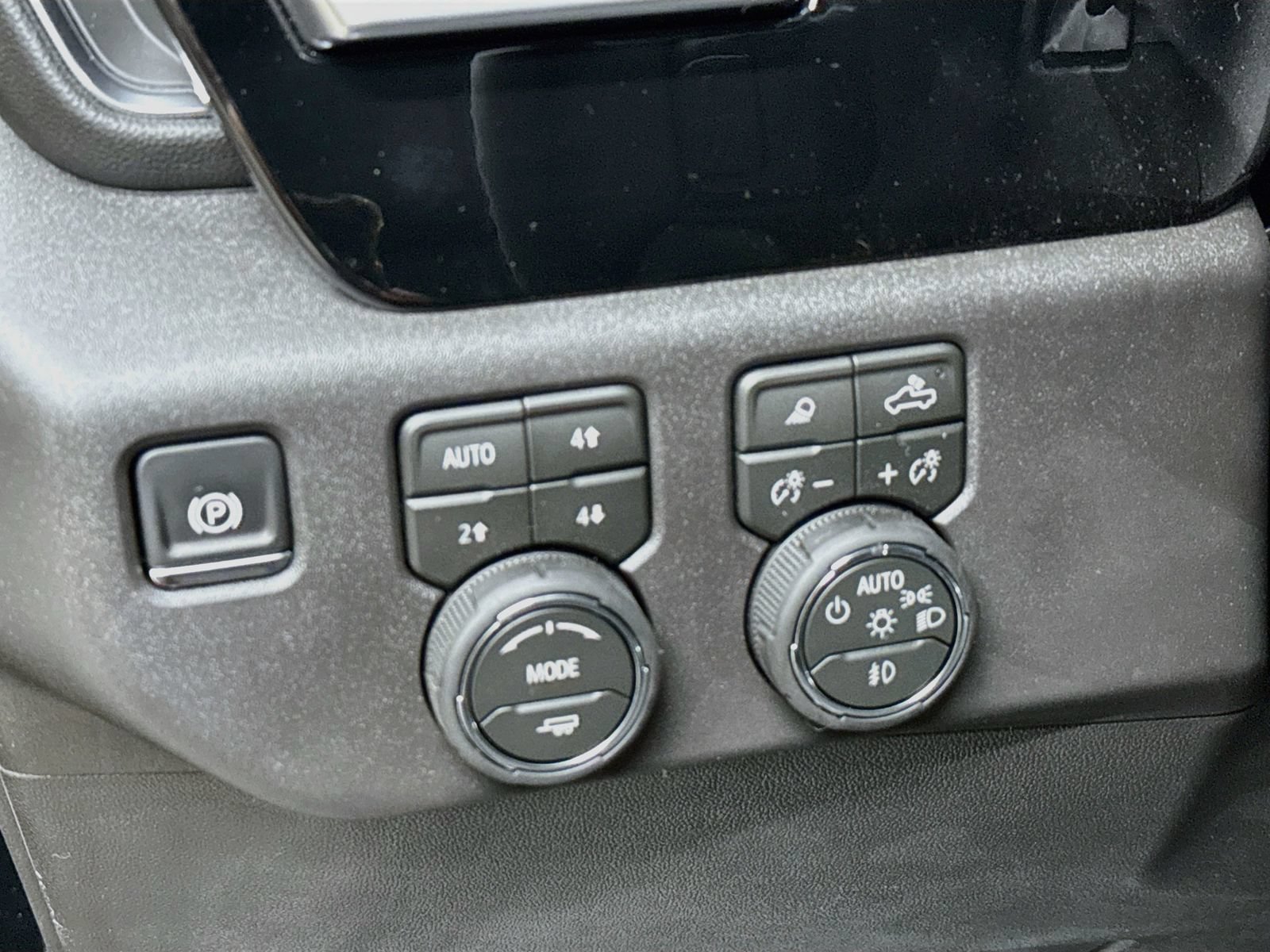 New 2026 Chevrolet Silverado 1500 RST w/ RST All Star Premium Package AWD/4WD image 11