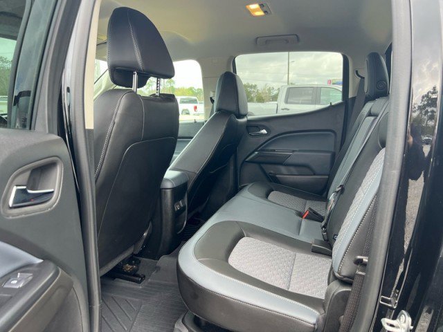 Used 2022 Chevrolet Colorado Z71 w/ Z71 Midnight Edition image 24