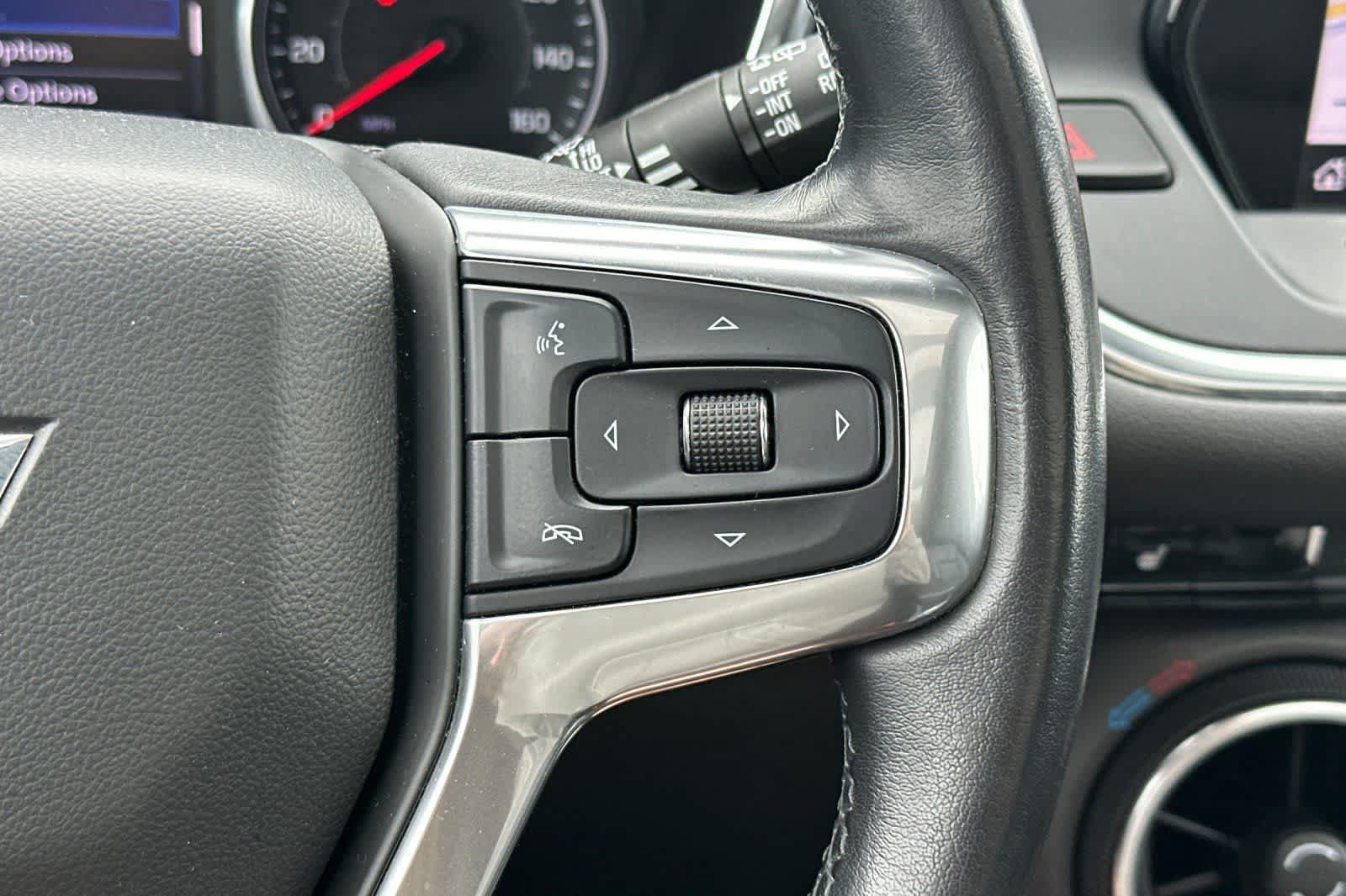 Used 2019 Chevrolet Blazer LT w/ Sun and Wheels Package FWD image 28