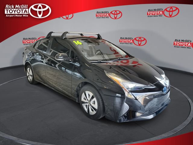 Used 2016 Toyota Prius Three w/ Advanced Technology Package image 1
