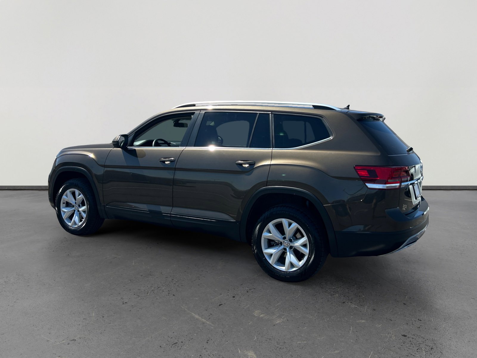 Used 2019 Volkswagen Atlas S image 3