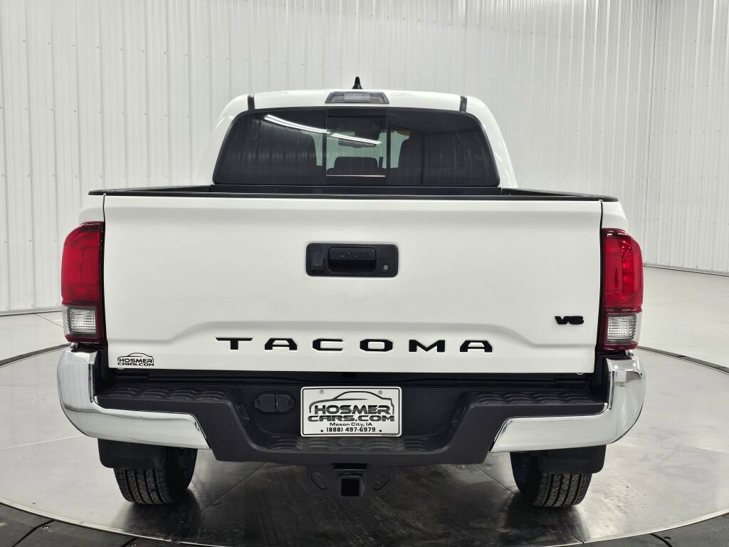 Used 2021 Toyota Tacoma SR5 image 4