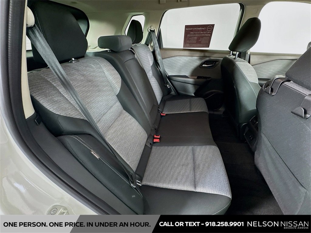 Certified 2023 Nissan Rogue SV image 25