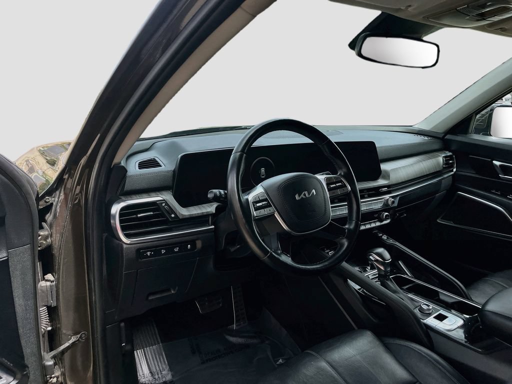 Used 2023 Kia Telluride SX AWD/4WD image 9