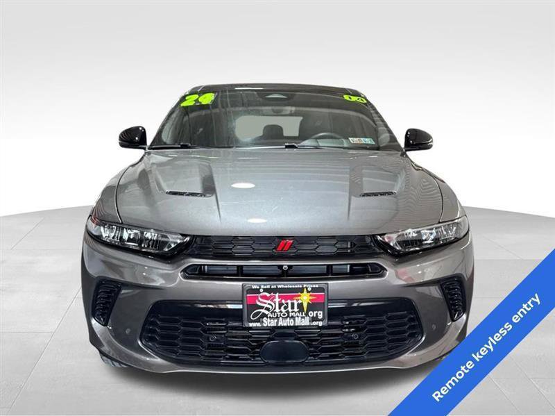 Used 2024 Dodge Hornet R/T w/ R/T Blacktop Package AWD/4WD video 2