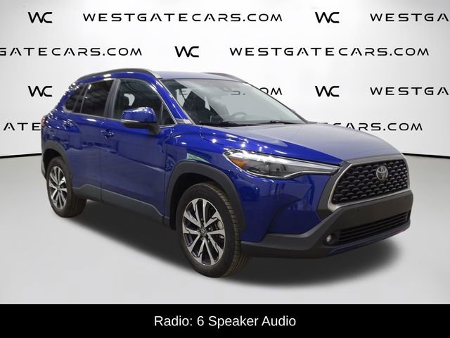 Used 2022 Toyota Corolla Cross XLE AWD/4WD image 2