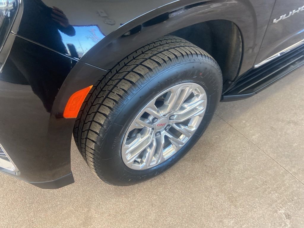 Used 2021 GMC Yukon SLT AWD/4WD image 4