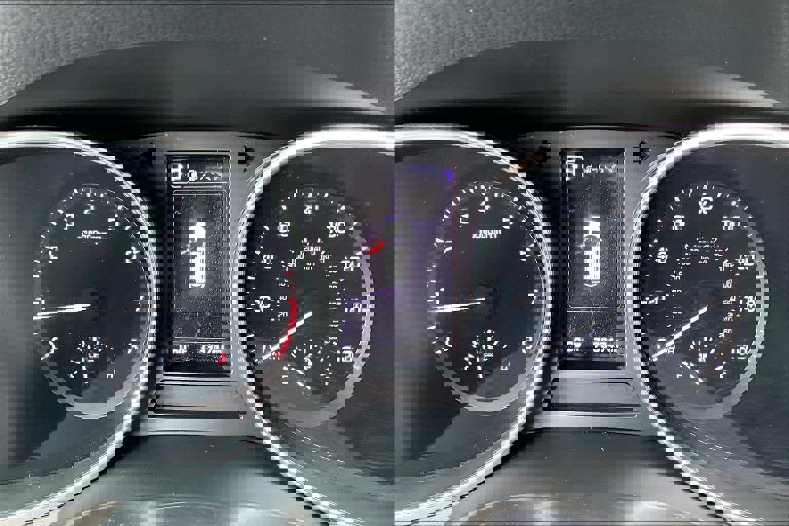 Used 2018 Hyundai Santa Fe Sport image 25