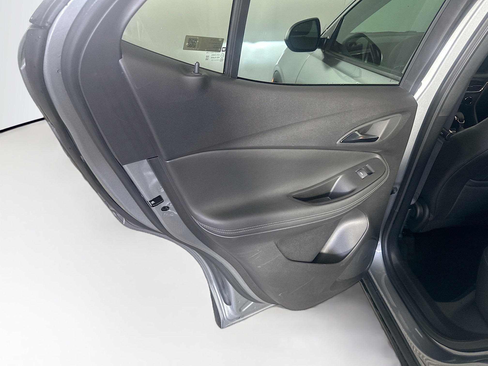 Used 2025 Buick Encore GX Preferred image 25