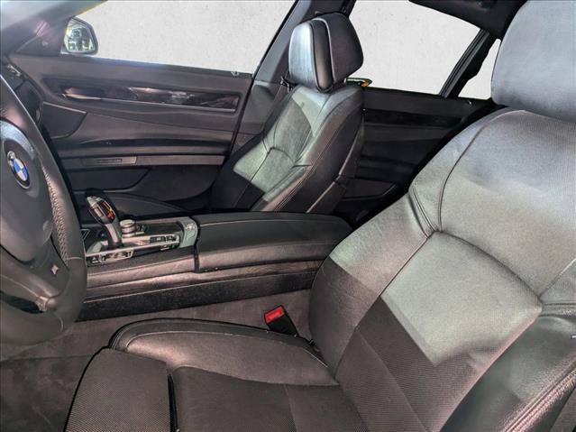 Used 2013 BMW 740i RWD image 19