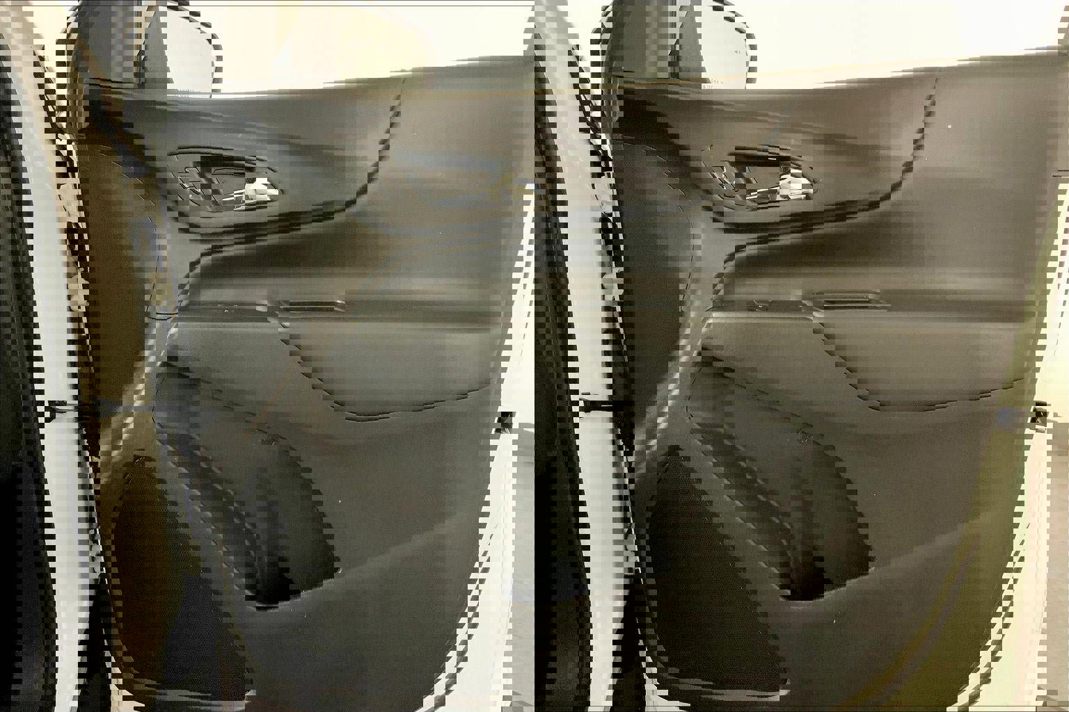 Used 2024 Chevrolet Equinox LT image 25