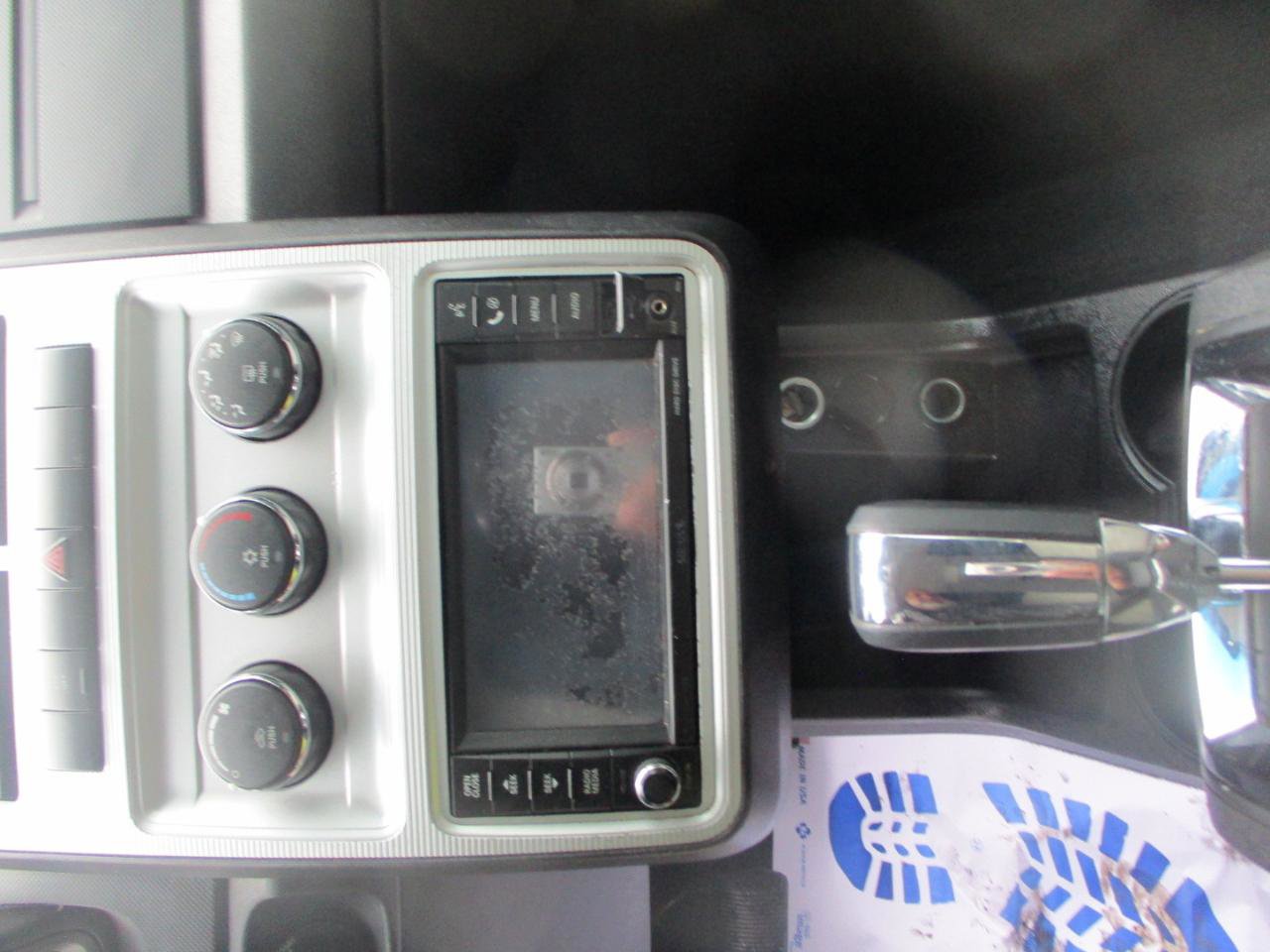 Used 2009 Dodge Journey SXT w/ Rear Seat Video Group I FWD image 11