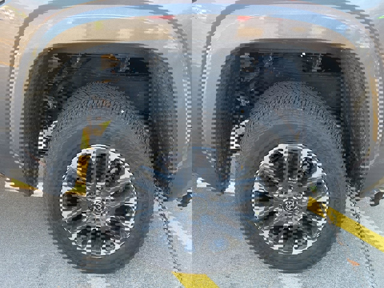 Used 2023 Toyota Tundra Limited image 16