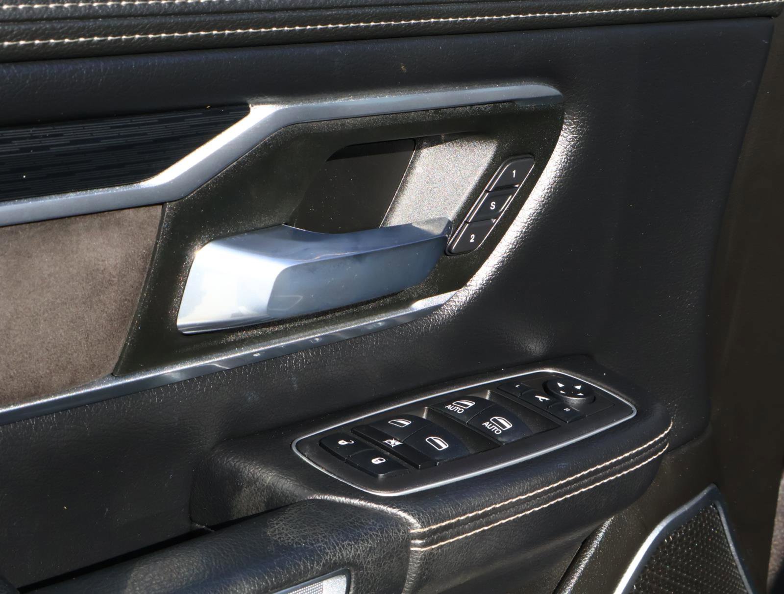 Used 2023 RAM 1500 Laramie image 17