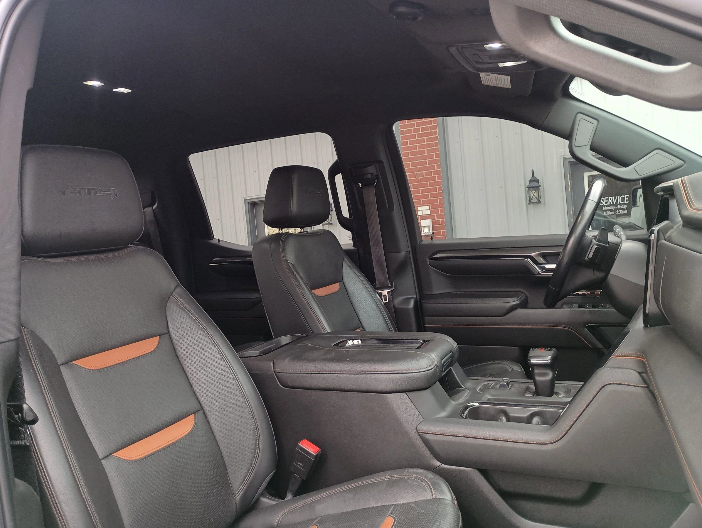 Used 2022 GMC Sierra 1500 AT4 w/ AT4 Preferred Package image 21