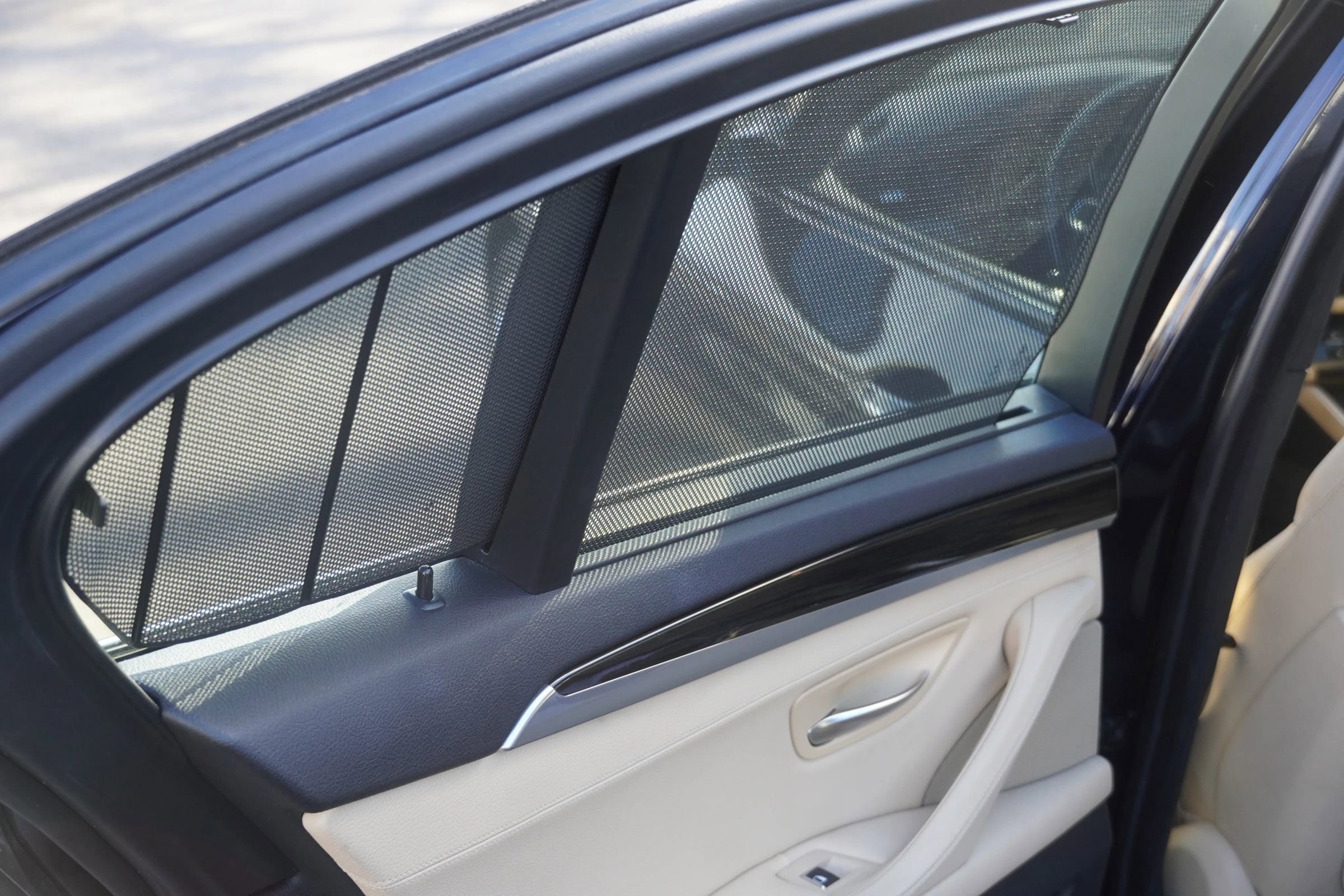 Used 2016 BMW 550i xDrive Sedan AWD/4WD image 10