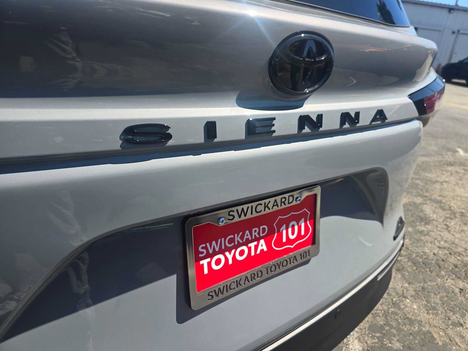New 2026 Toyota Sienna XLE Woodland Edition AWD/4WD image 13
