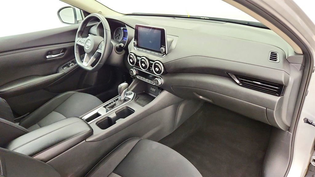 Used 2020 Nissan Sentra SV FWD image 24