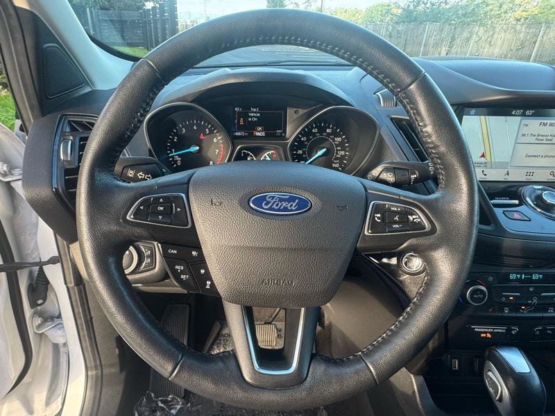 Used 2019 Ford Escape Titanium FWD image 14