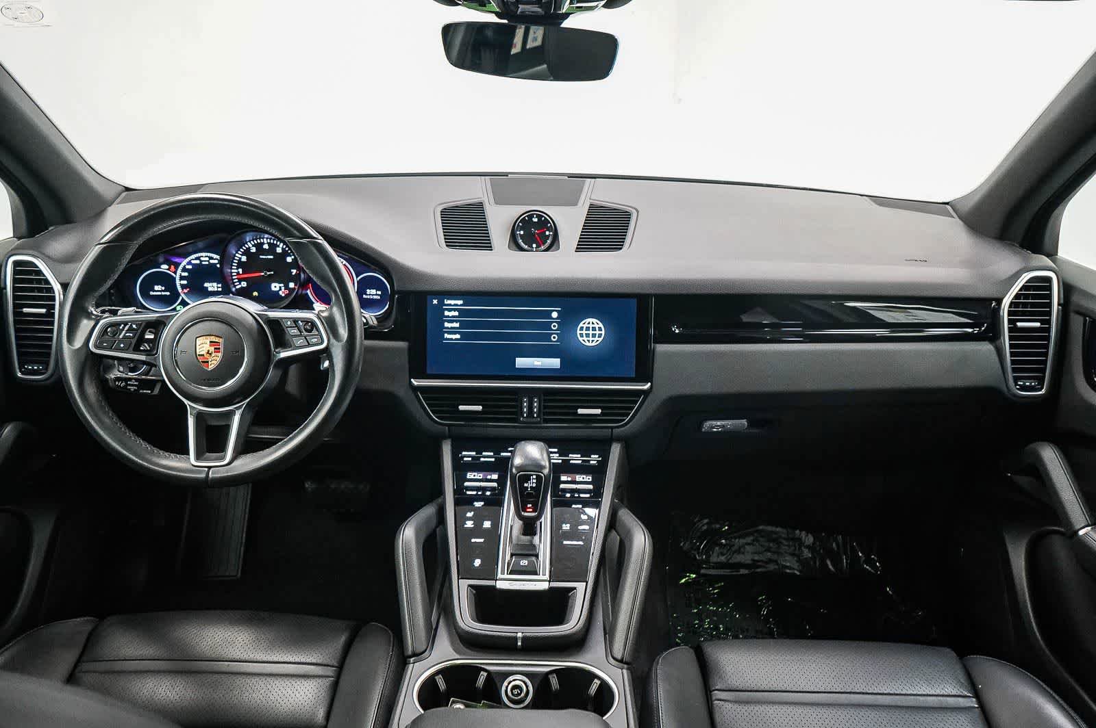 Used 2022 Porsche Cayenne AWD/4WD image 12