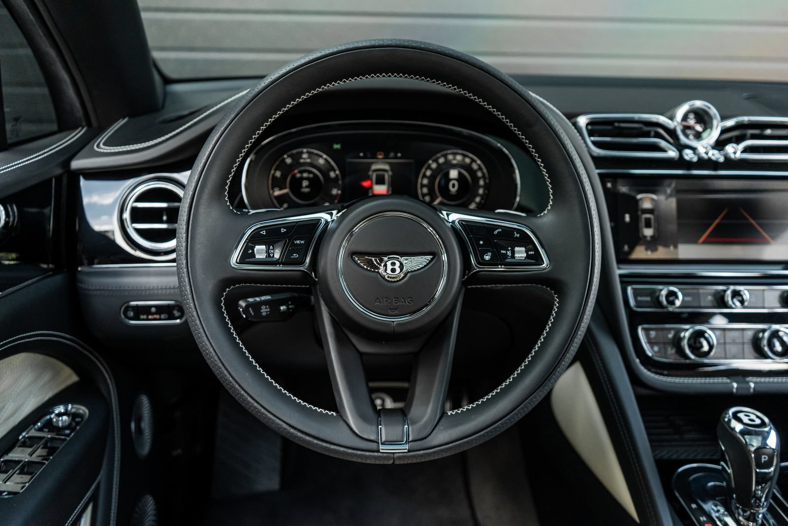 Certified 2026 Bentley Bentayga Speed AWD/4WD image 31