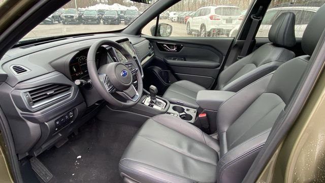 Used 2025 Subaru Forester Limited image 31