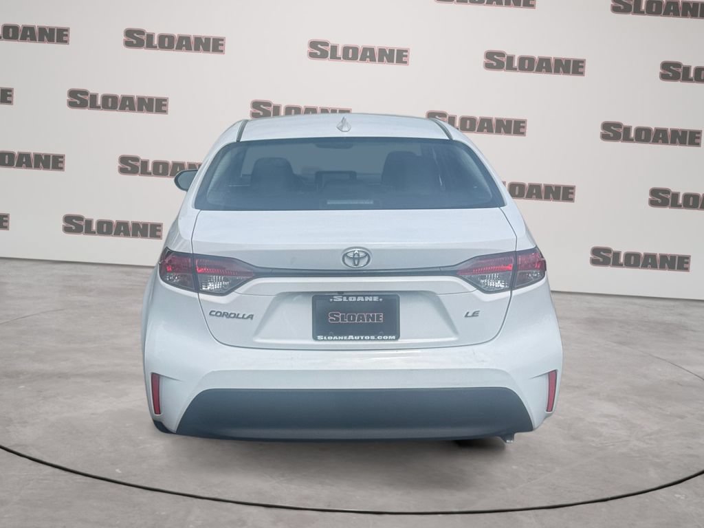 Used 2026 Toyota Corolla LE w/ LE Premium Package FWD image 4