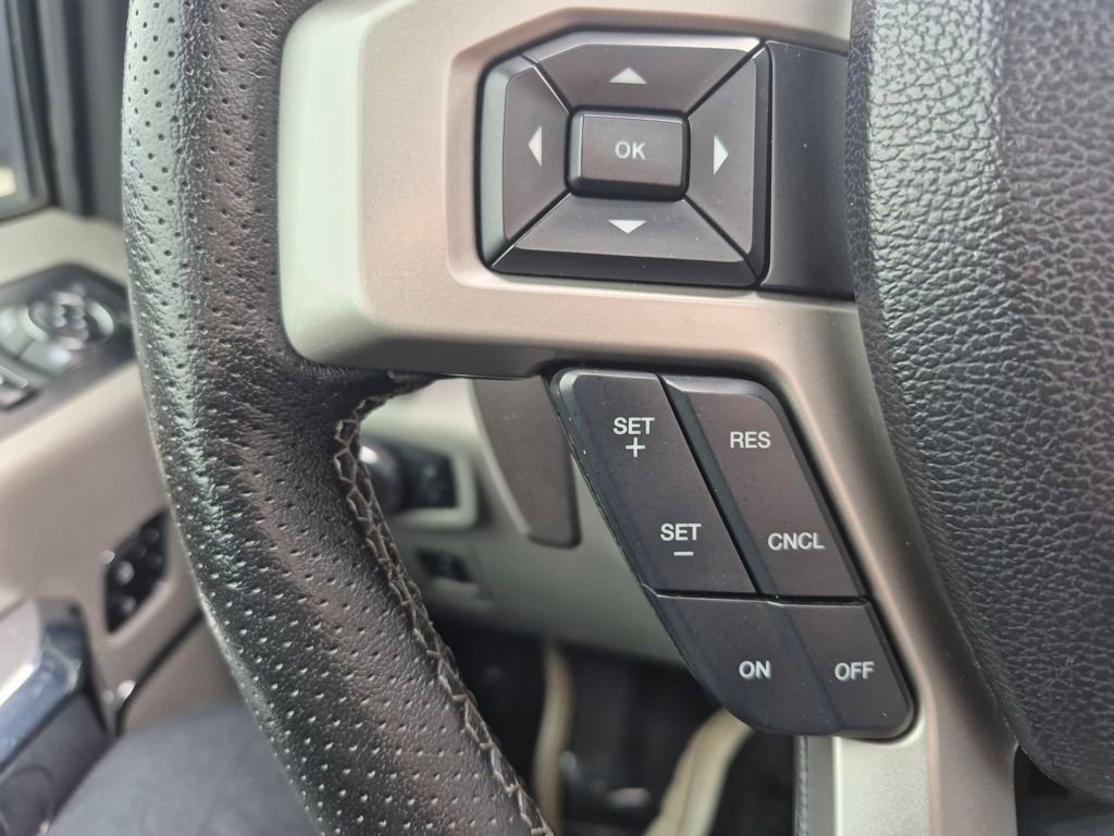 Used 2018 Ford F150 Lariat image 27