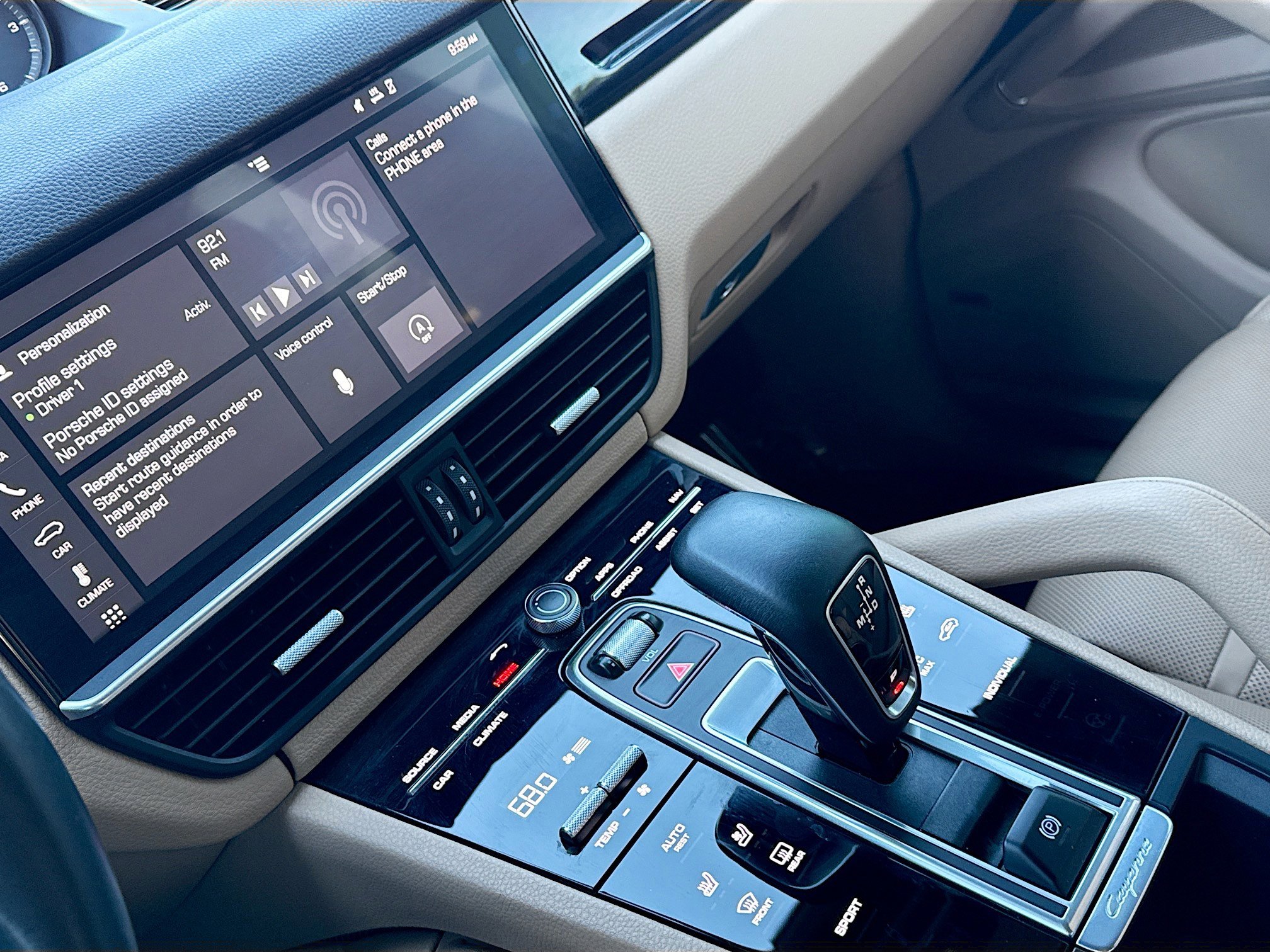 Used 2019 Porsche Cayenne AWD/4WD image 28