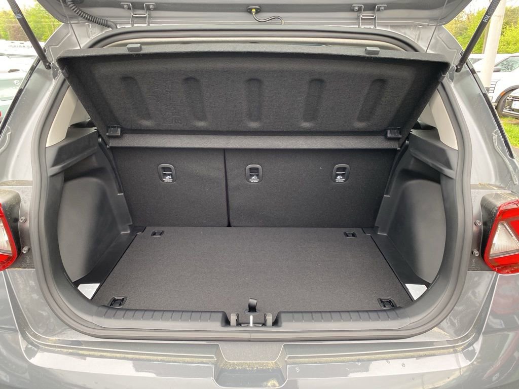 New 2026 Hyundai Venue SEL FWD image 14