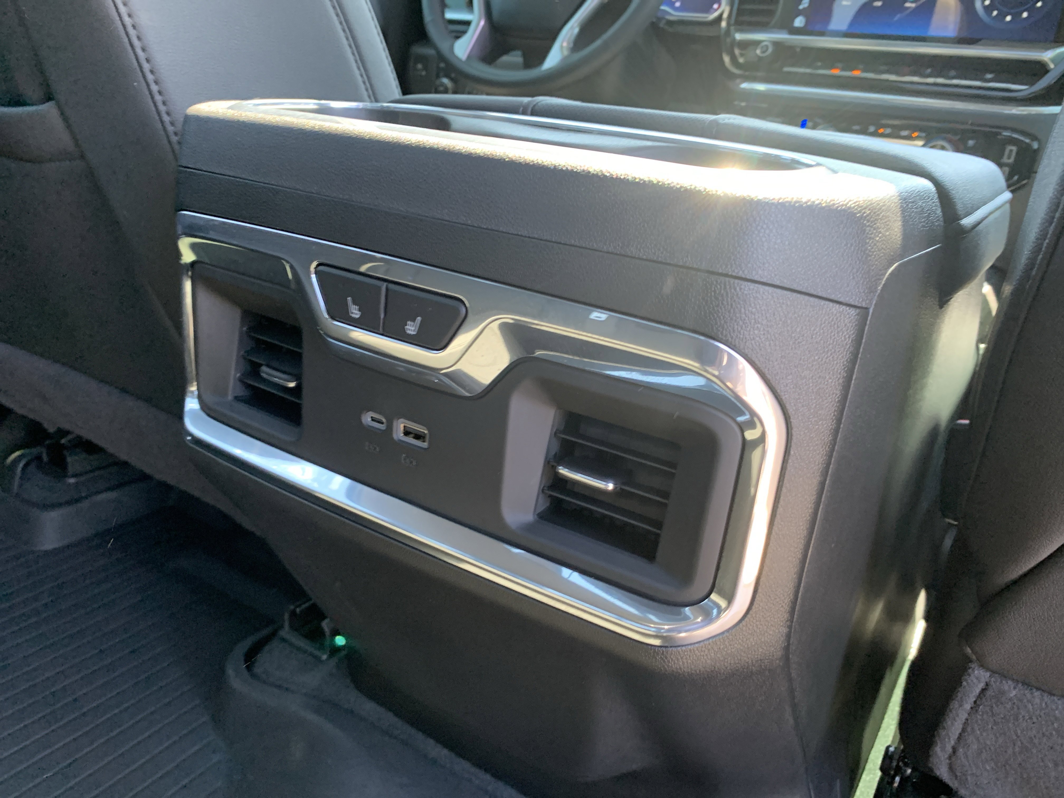 Used 2024 Chevrolet Silverado 1500 LTZ w/ LTZ Premium Package AWD/4WD image 46