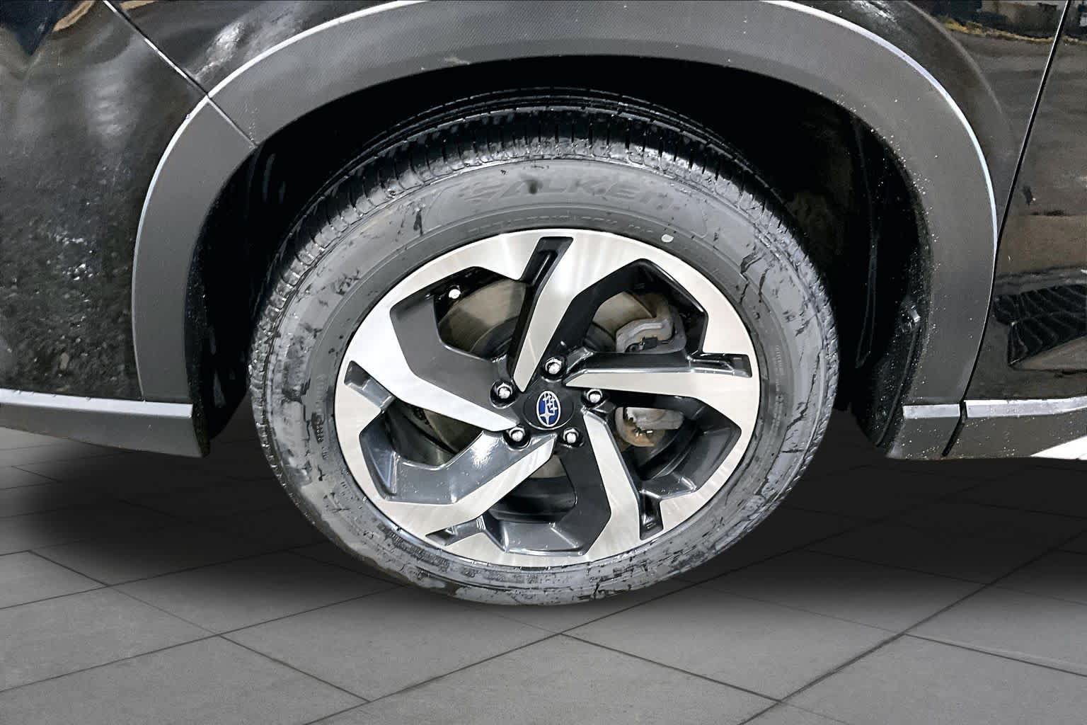 Used 2022 Subaru Forester Touring AWD/4WD image 11