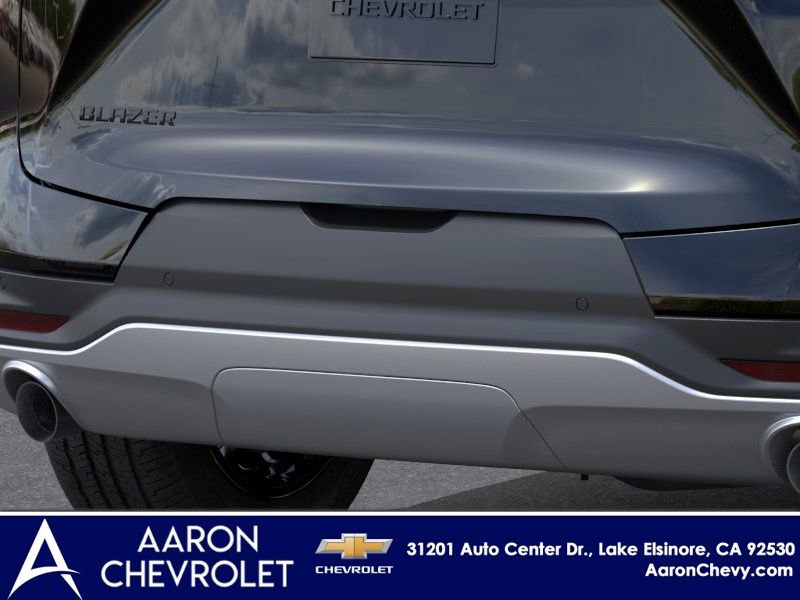 New 2026 Chevrolet Blazer LT w/ LPO, Black Sport Package FWD image 14
