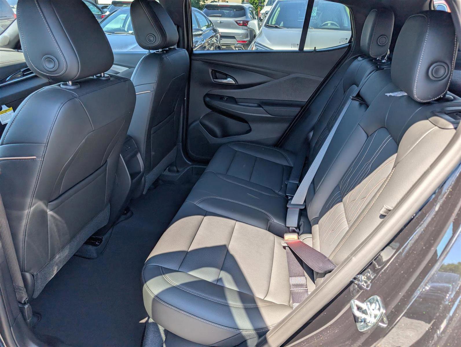 New 2025 Buick Envista Avenir image 12