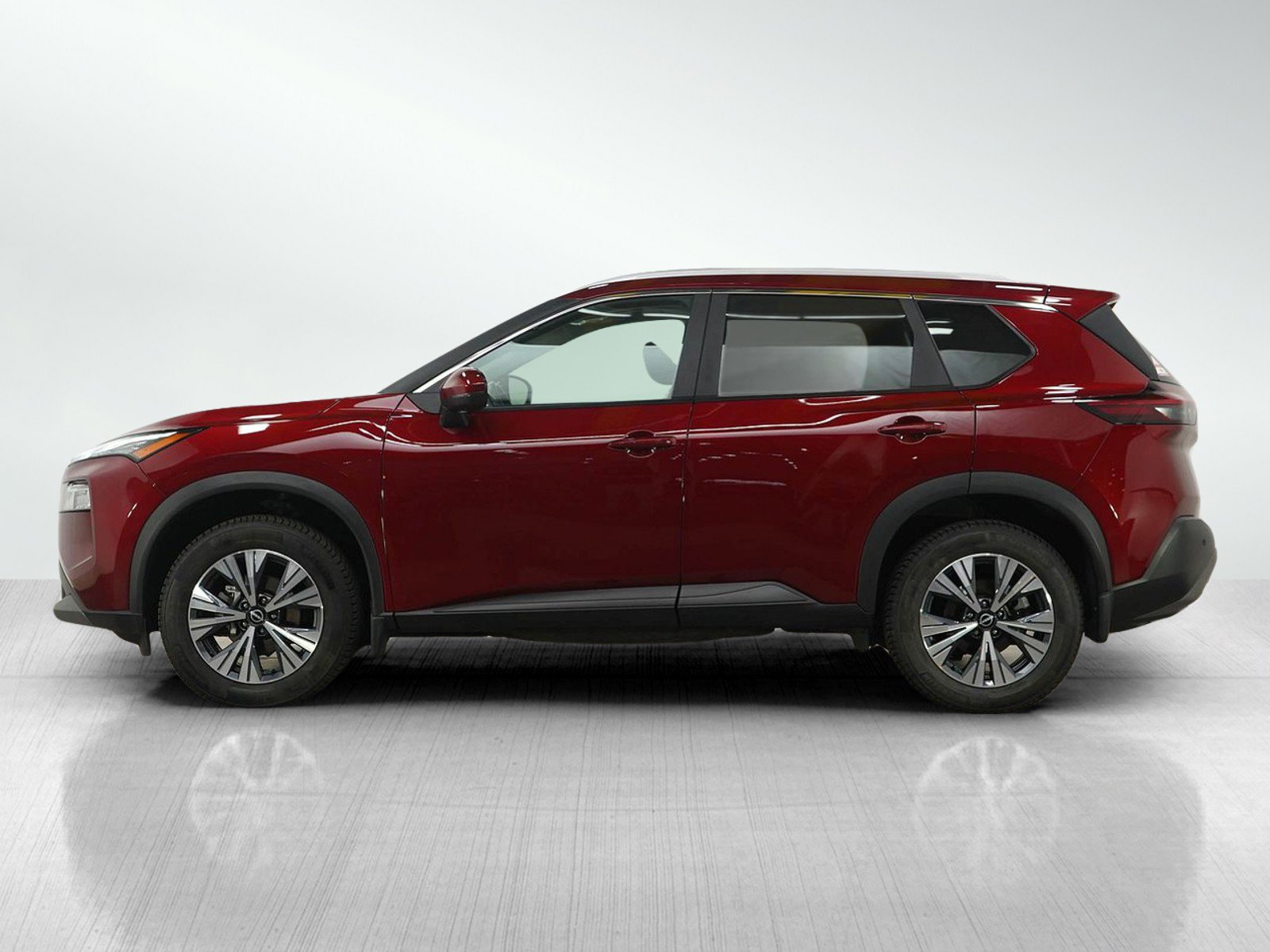 Used 2023 Nissan Rogue SV w/ SV Premium Package image 2