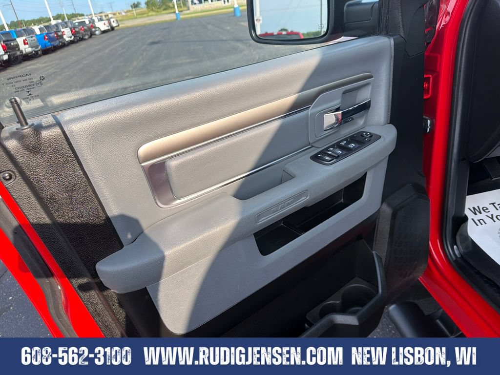 Used 2019 RAM 1500 Warlock w/ Electronics Group AWD/4WD image 10