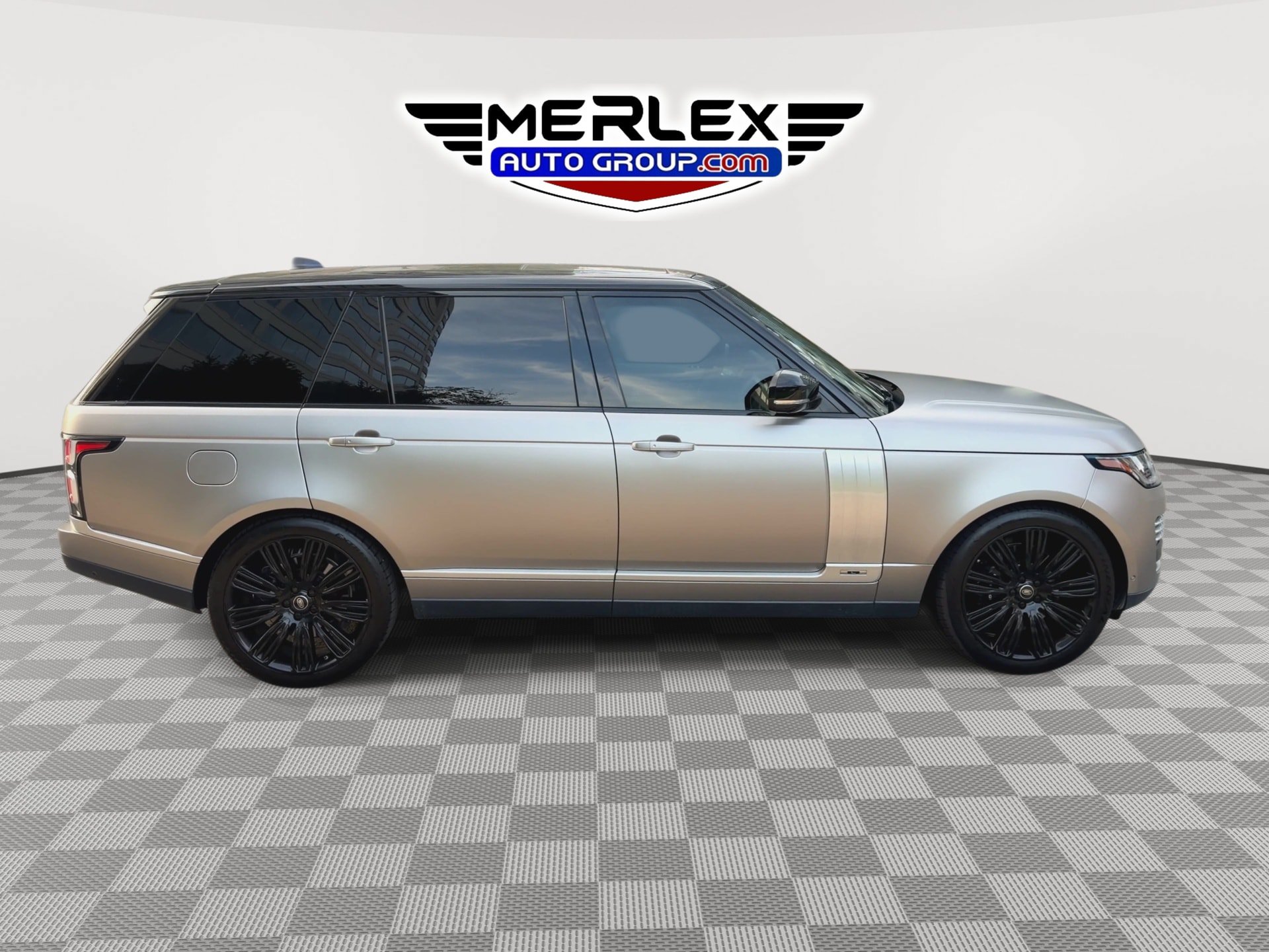 Used 2020 Land Rover Range Rover Long Wheelbase Autobiography AWD/4WD image 9