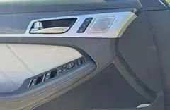 Used 2019 Genesis G80 3.3T Sport RWD image 9