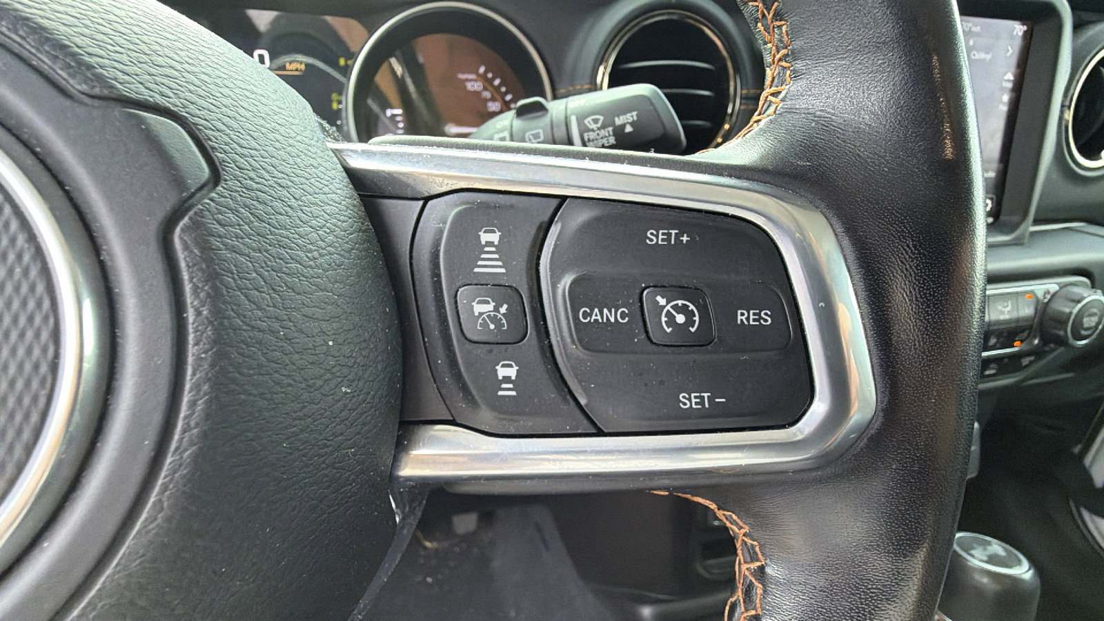 Used 2021 Jeep Wrangler Unlimited Sahara AWD/4WD image 28