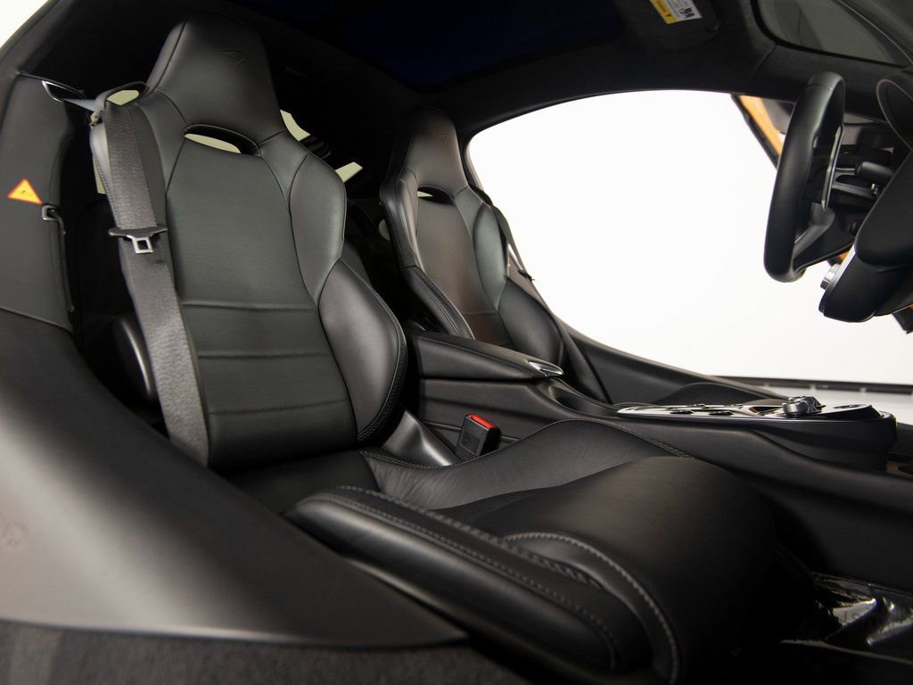 Used 2023 McLaren GT image 29